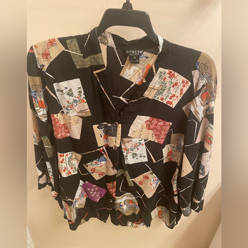 Citron 100% embossed silk long sleeve button down shirt. 3X. Gently worn.